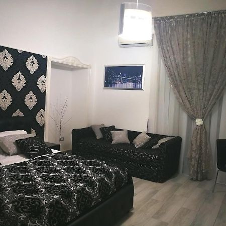 Benvenuti A Sud 2 Διαμέρισμα Νάπολη Εξωτερικό φωτογραφία